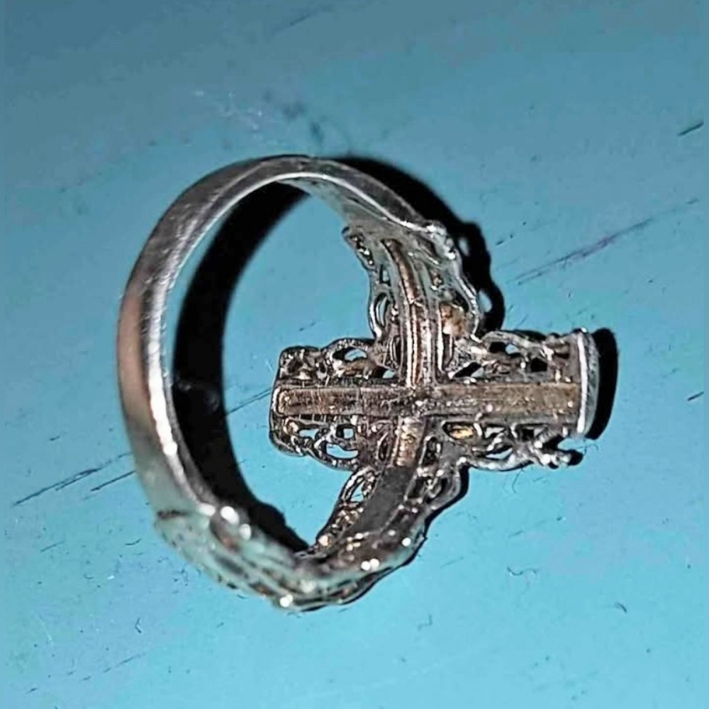 EXQUISITE 14K White Gold Vintage/Antique Crucifix Ring - Picture 2 of 9